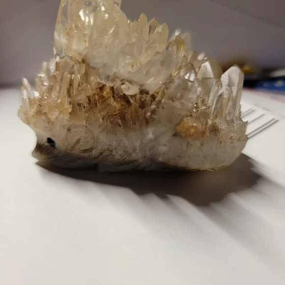 NATURAL QUARTZ CLUSTER HEDGEHOG - Picture 4 of 7